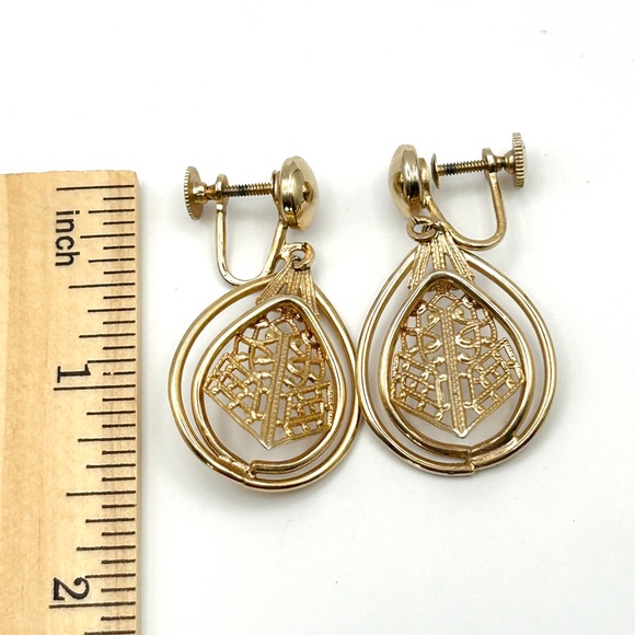 Vintage Alice Gold Tone Screw Back Teardrop Dangle Earrings - Picture 11 of 11